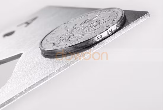 ステンレス鋼クレジットカード栓抜きカードブラックポーカーカードビール栓抜きパーソナライズされたスペードバーツール Bl15825